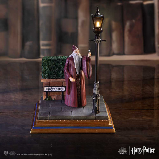 Harry Potter Privet Drive Light Up Dumbledore Figurine