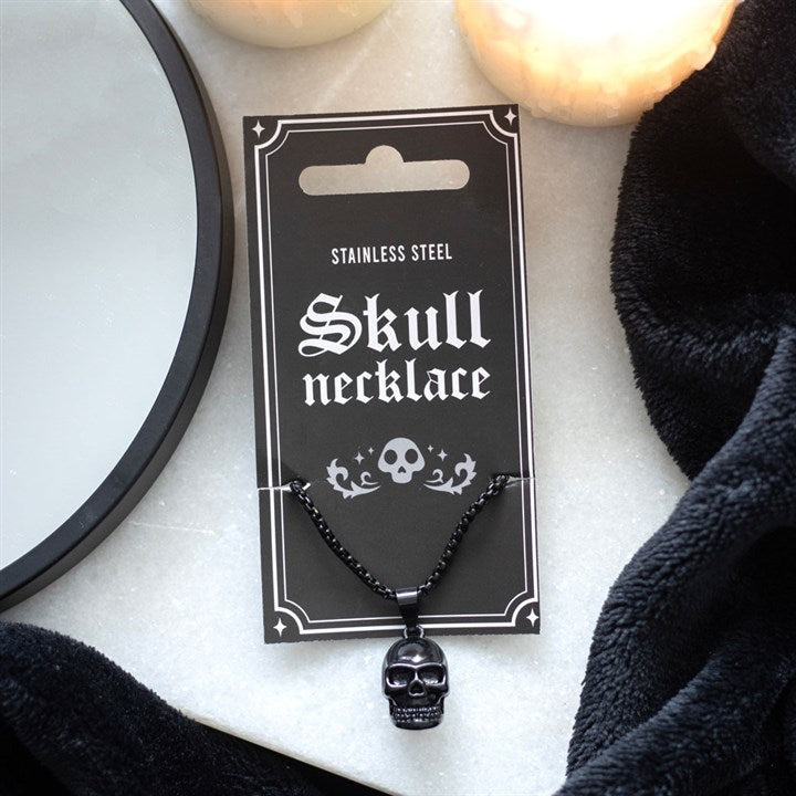 Gothic-style black skull necklace for alternative fashion