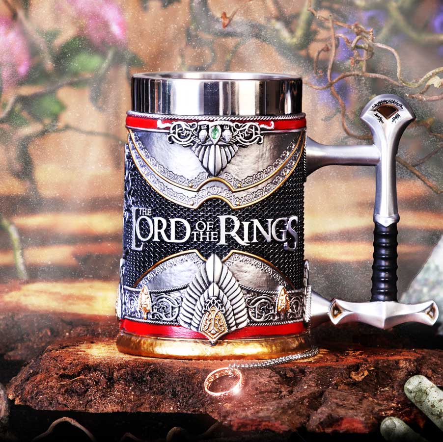 Decorative mug with 'The Lord of the Rings' branding on a wooden surface with a fantasy-themed background.